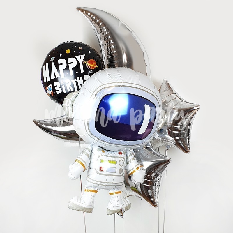 Букет воздушных шаров с гелием Космонавт и звезды