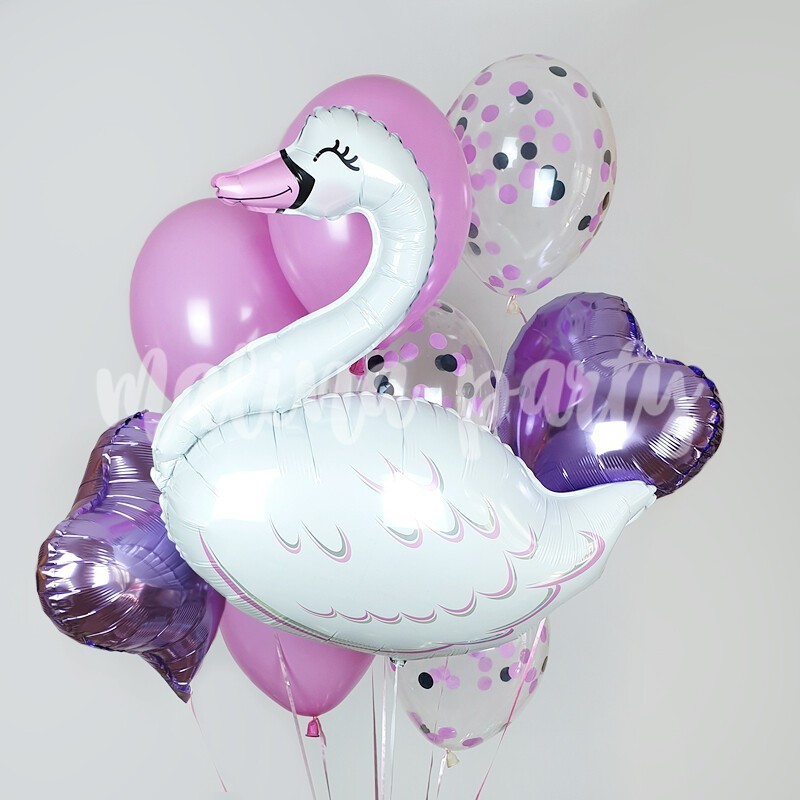 Букет воздушных шаров лебедь и розовые конфетти