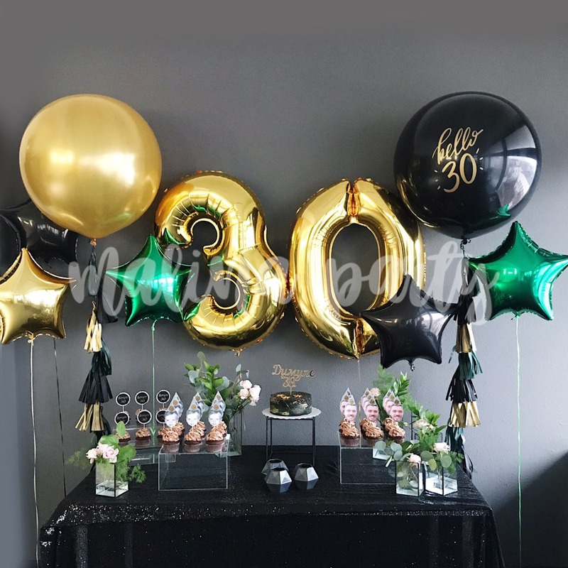 Фотозона из шаров 30 лет Черный, золото и зеленый