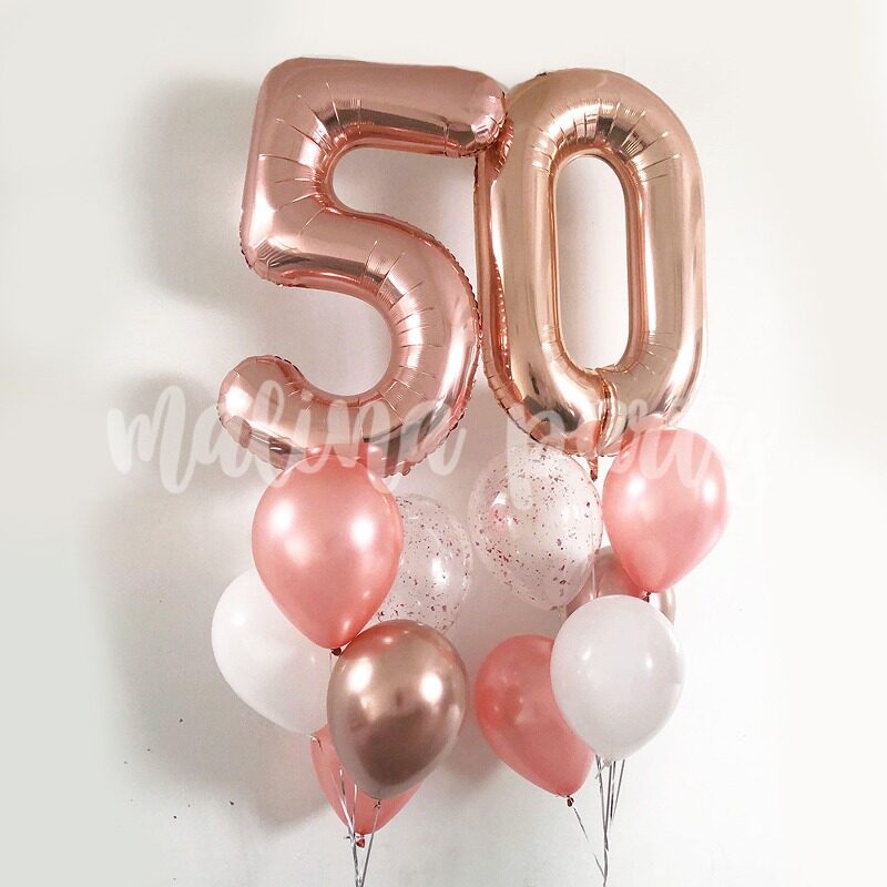 Букет гелиевых воздушных шаров на день рождения с цифрами розовое золото