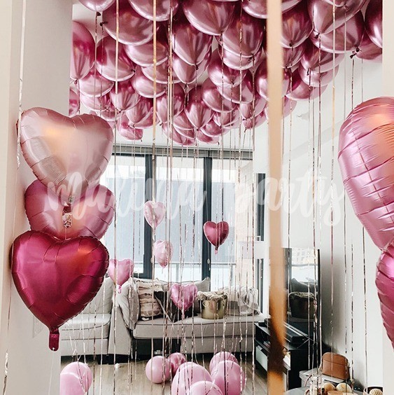 Готовое решение из воздушных шаров Сердца и розовый хром