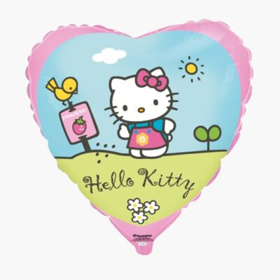 Воздушный шар сердце Hello Kitty в саду